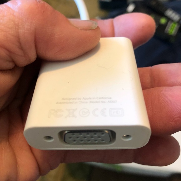 APPLE MINI DISPLAY PORT ADAPTER for Mac - Picture 6 of 6